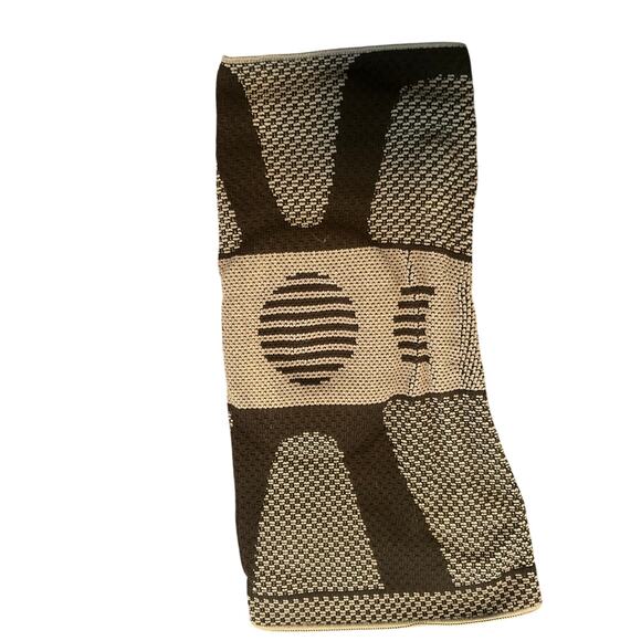 New in Package Neenca Knee Brace Knee Support Rehab Sports Size Medium - Picture 2 of 6